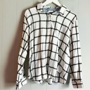 Basic Editions Vintage Plaid Flannel Boyfriend Shirt B&W
Size XL